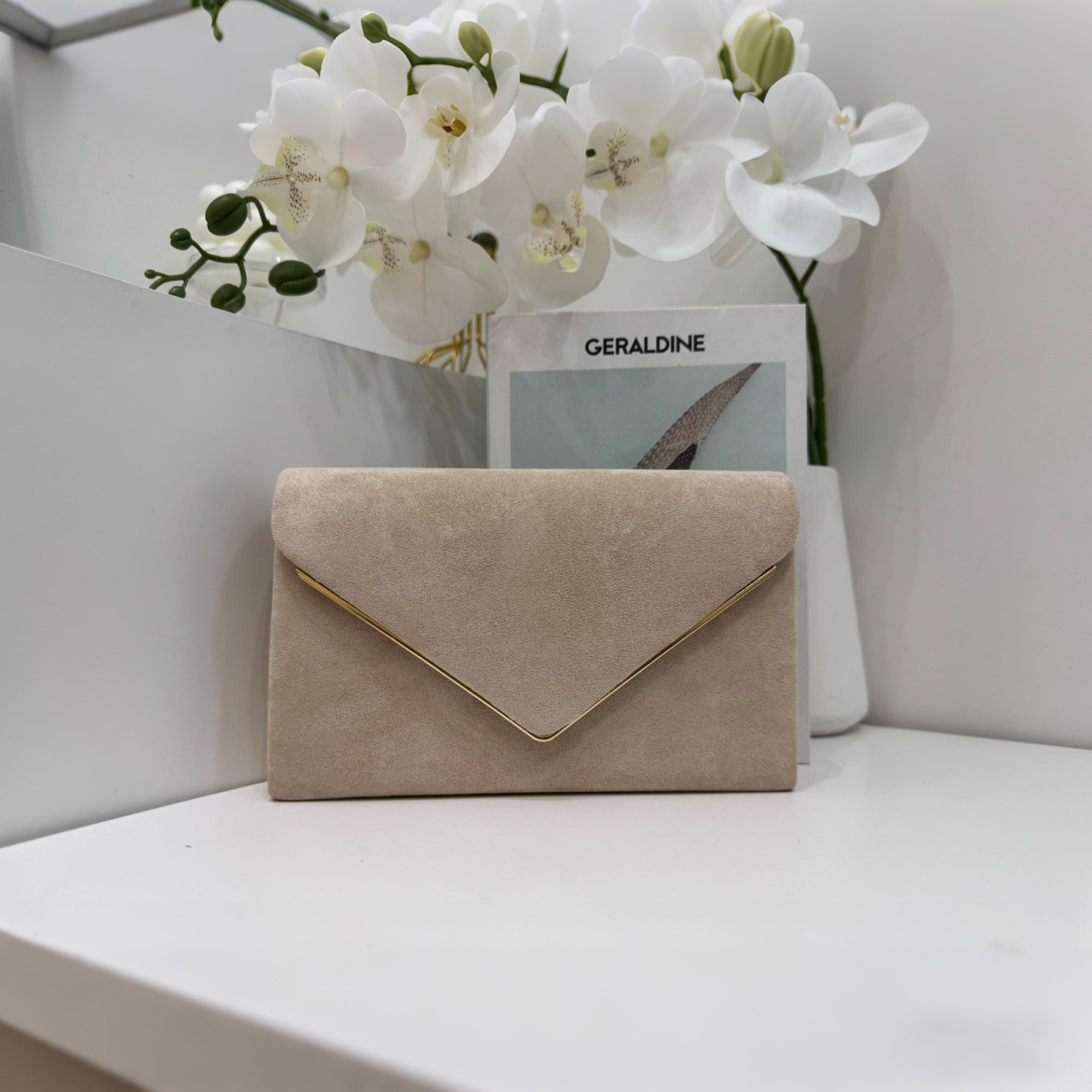 Europa y los Estados Unidos venden más nuevas bolsas de cena para damas, bolsas de mano, bolsas de terciopelo, bolsas de cena