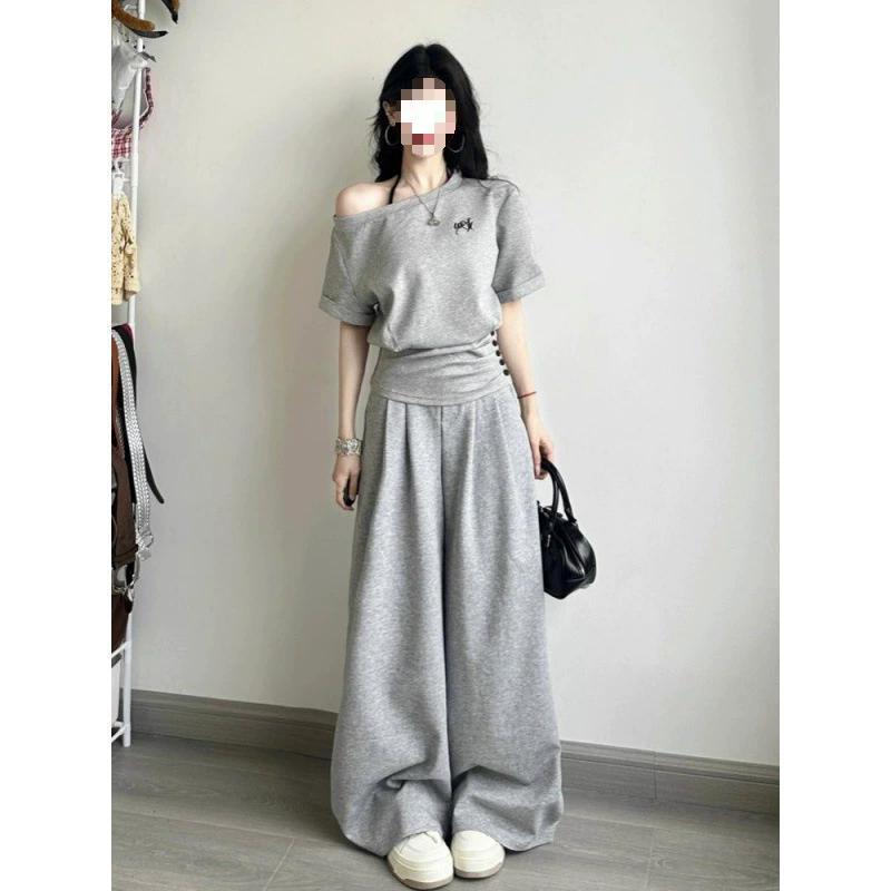 Высококачественный модный повседневный спортивный костюм для женщин, летний новый корейский стиль, короткий с косым воротником и открытыми плечами