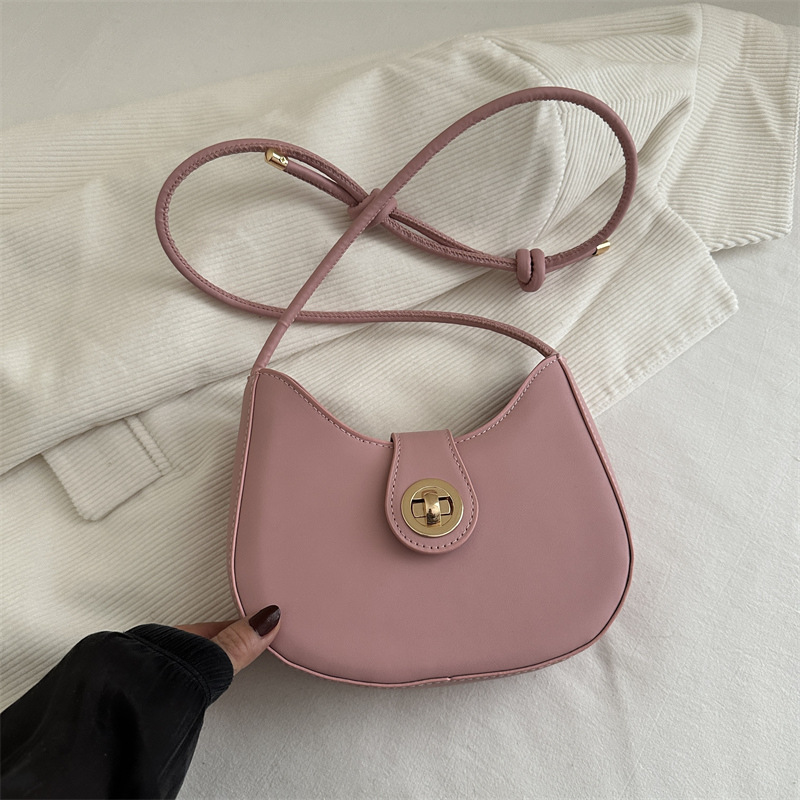 Versatile Women's Saddle Crossbody Shoulder Bag For Every Occasion_voghion.com