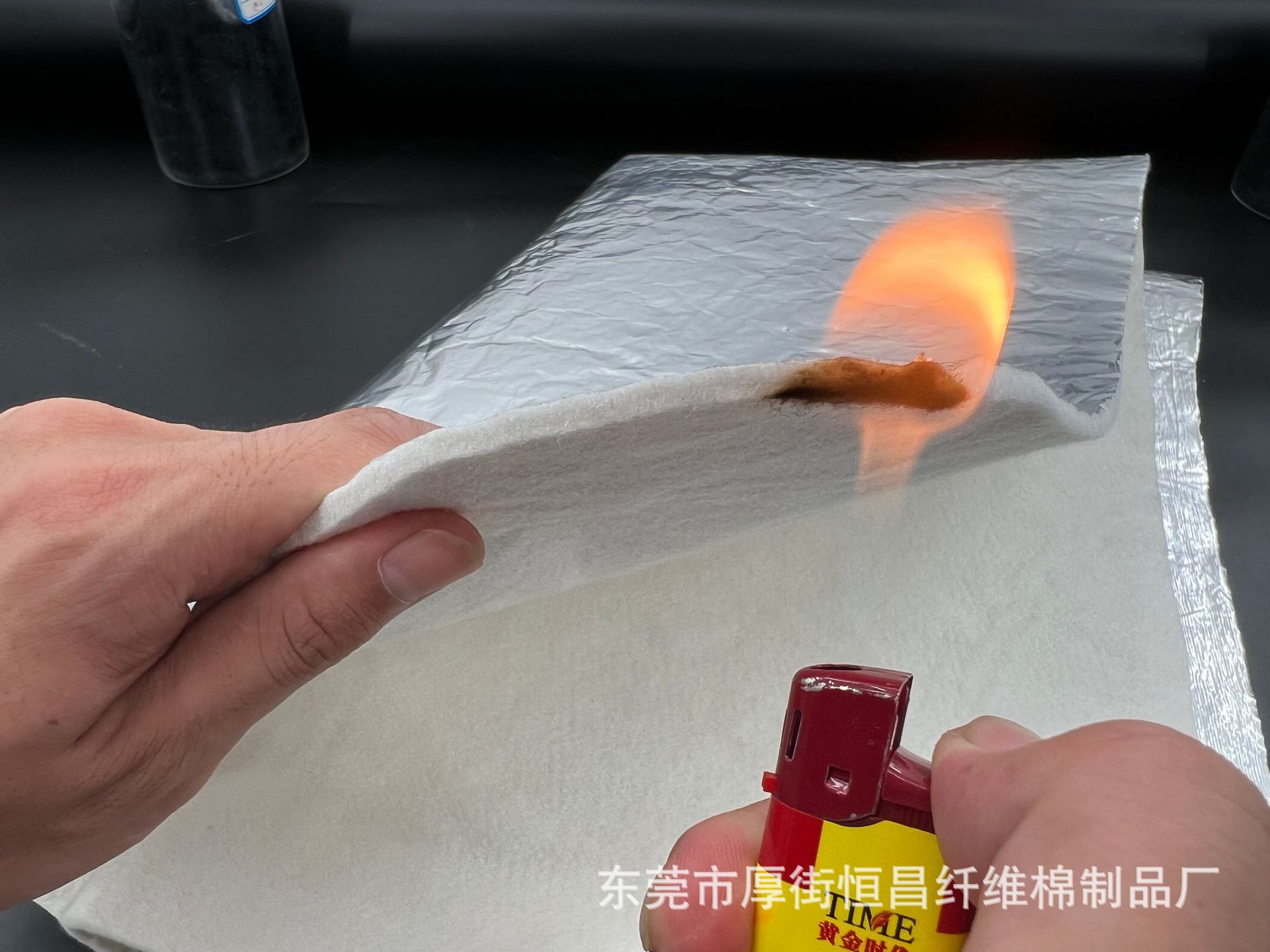 针刺棉复合铝箔布保温隔热材料铝箔针刺棉洗衣机管道隔热棉