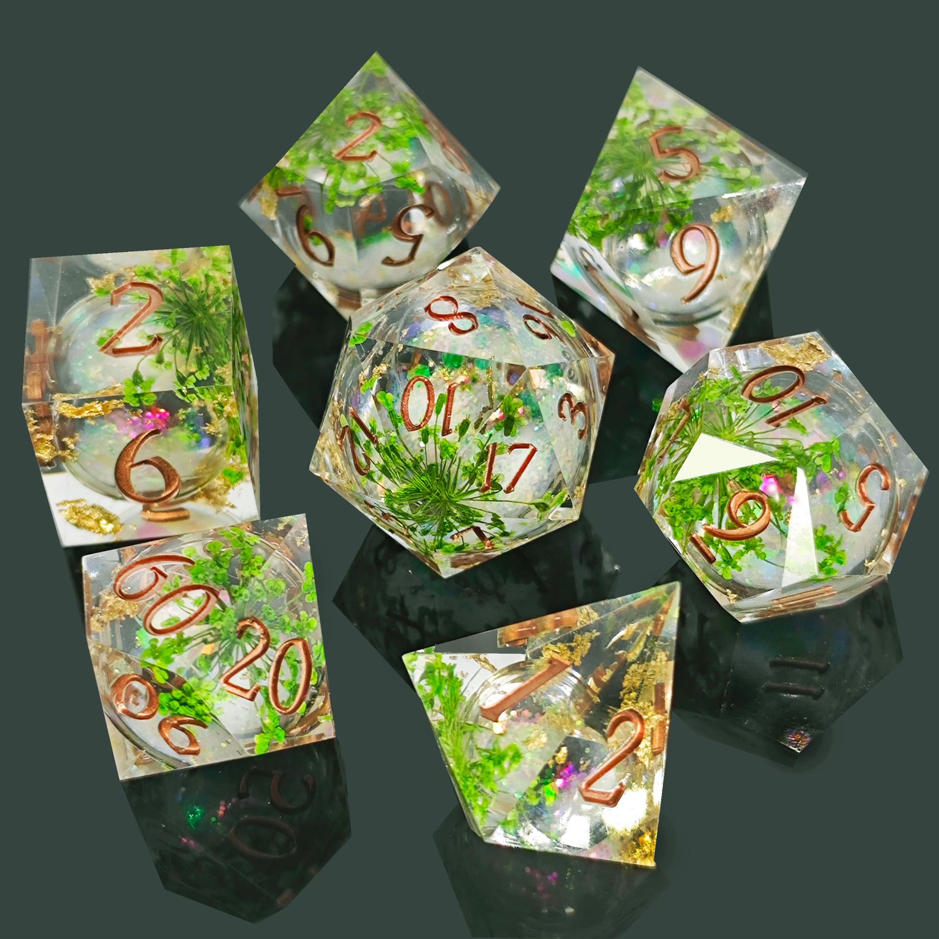 Cross -border resin running sand dice liquid role plays DND dragon and dungeon TRPG running group polyhedrine D