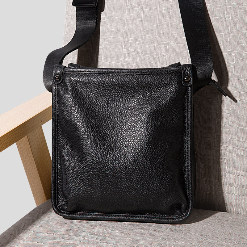 Cross-border wholesale top-grain cowhide bags, business casual men's crossbody bags, genuine leather high-end backpacks, men's mobile phone bags