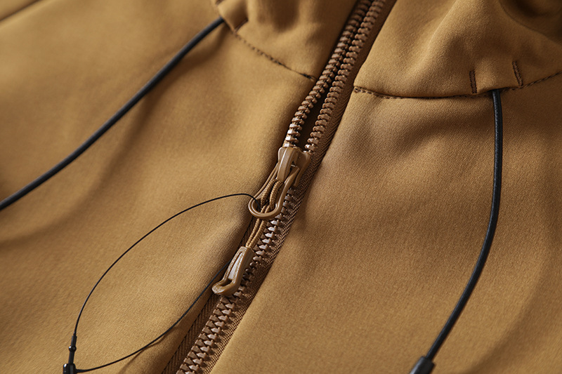 Nordic city outdoor! Windproof and waterproof! Autumn and winter men's foreign trade plus velvet soft shell hooded jacket_voghion.com