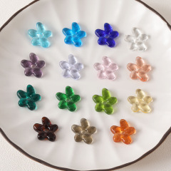 瑠璃の透かし彫りの花の異形の不規則な花diy耳飾りのネックレスの手作りの数珠の手の材料