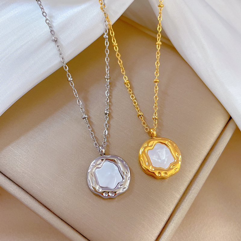 Minimalist Irregular Shell Necklace In Real Gold For Women_voghion.com