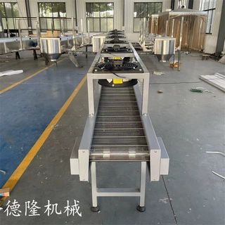 可移动式网带输送机塑料条子色母料生产流水线风冷输送机厂家定制