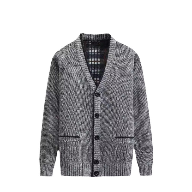 Comercio exterior profesional al por mayor invierno hombres de mediana edad más suéter de terciopelo cárdigan grueso con cuello en V para padres de mediana edad y ancianos