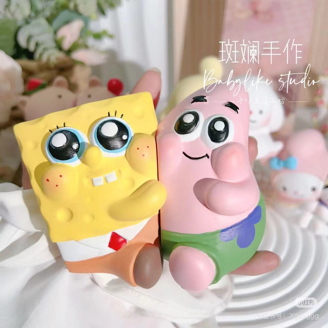 Nuevas muñecas de banda magnética fragrante pequeñas nuevas telas de tela recubiertas tridimensionales adornos creativos regalos hechos a mano