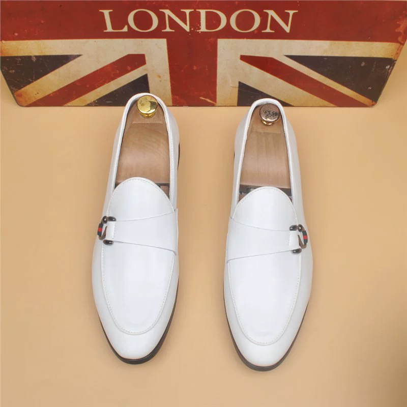 2024 новые наконечные корейские ножки белые кожаные туфли для мужчин британский повседневный один педаль бобовые ботинки Lefu обувь