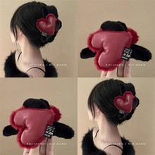 秋冬新款15cm超大爱心毛绒抓夹女后脑勺盘发器鲨鱼夹发夹头饰发卡