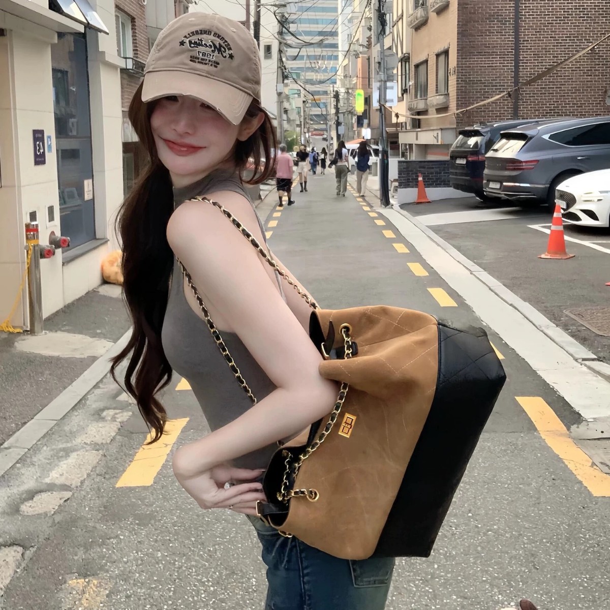 Large Capacity Elegant Tote Bag For Women Versatile Shoulder Bag_voghion.com