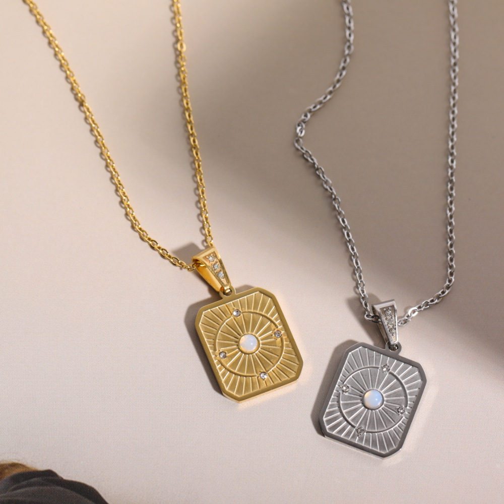 New Fashion Sun Square Pendant Inlaid Zircon Opal Stainless Steel Necklace display picture 1