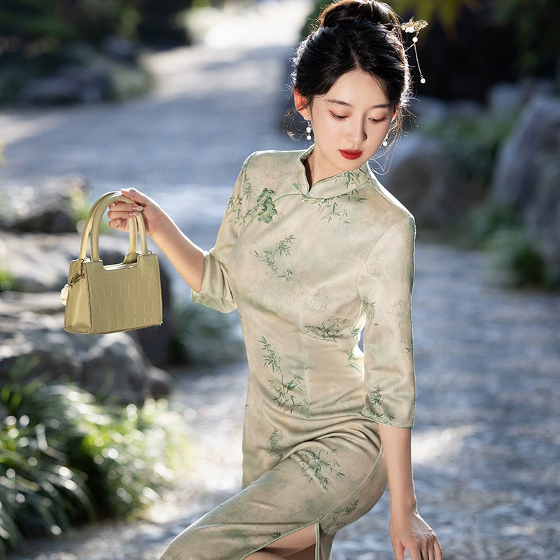 Длинный 2025 весна новый cheongsam улучшенный женский продвинутый темперамент элегантный ретро повседневная элегантность семь минут рукава