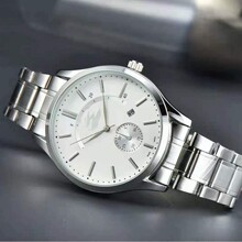 ��ʽ�O���ֱ�Ů��W��ʿ���s���|�r�и߼��г������Ծ��´���P
