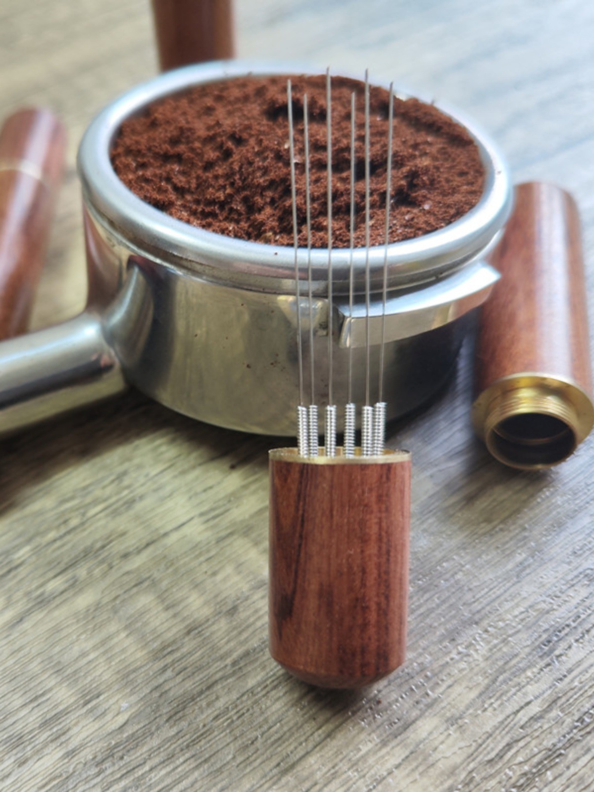 Stainless steel coffee cloth powder needle cloth powder device coffee powder stirring block breaking device needle with storage Walnut