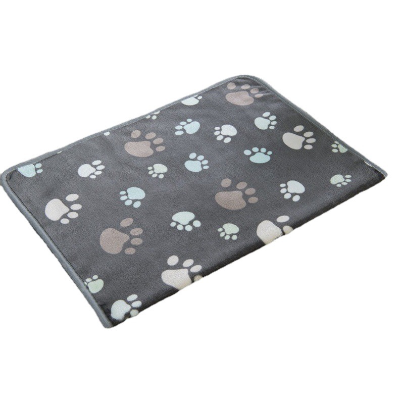 in stock Wholesale Cross-border Pet Blanket Four Seasons Universal Cat and Dog Blanket Thickened Flannel Paw Printing Blanket Pet Supplies