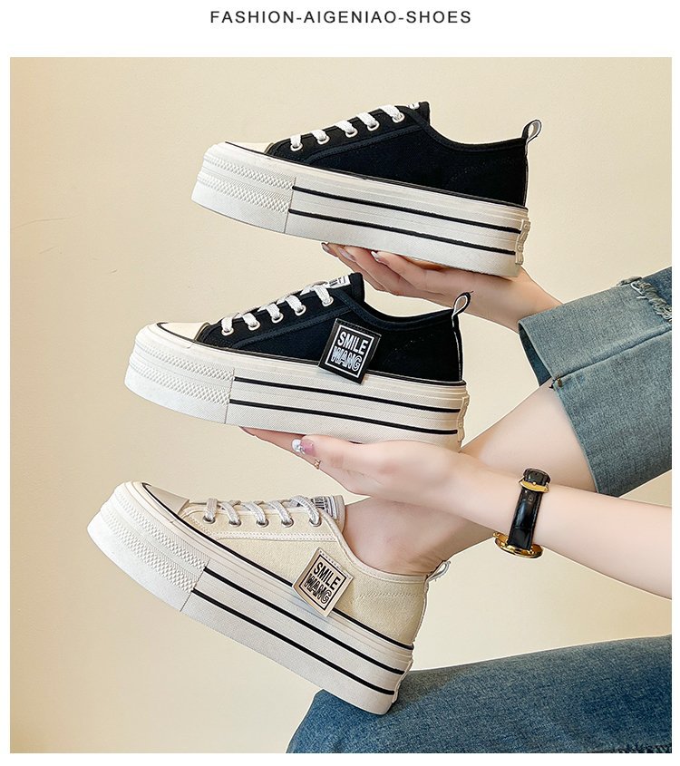 Women's Letter Graphic Platform Canvas Shoes - Image 2