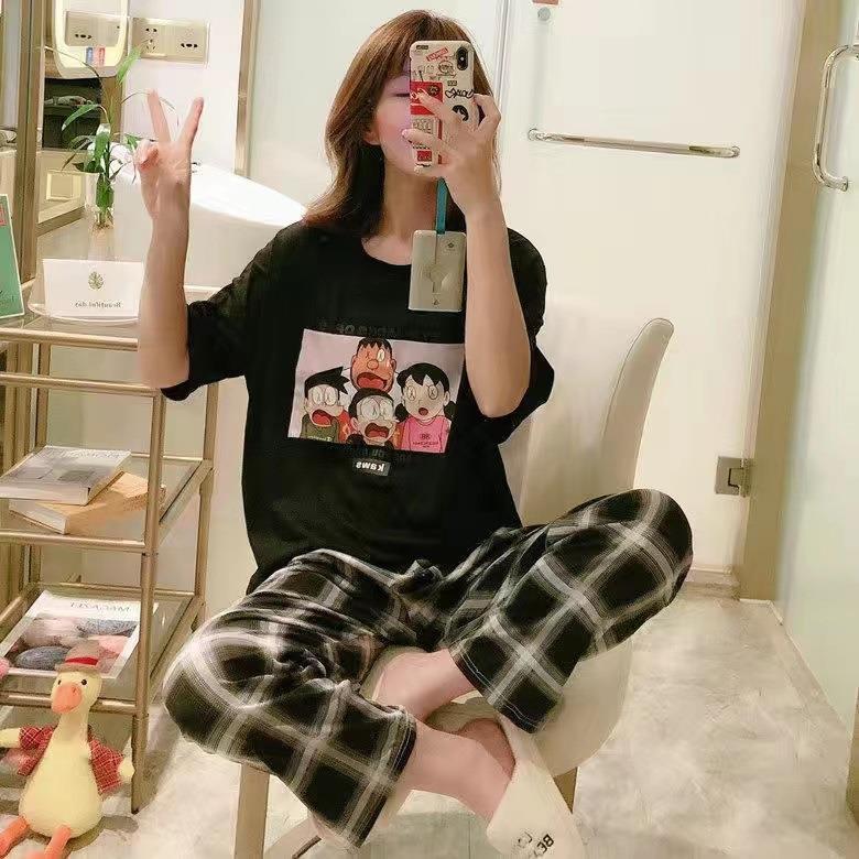 2025 pijamas de mangas cortas de mujer pantalones largos de verano delgados dibujos animados casuales lindos ropa de casa de viento rojo se puede usar fuera