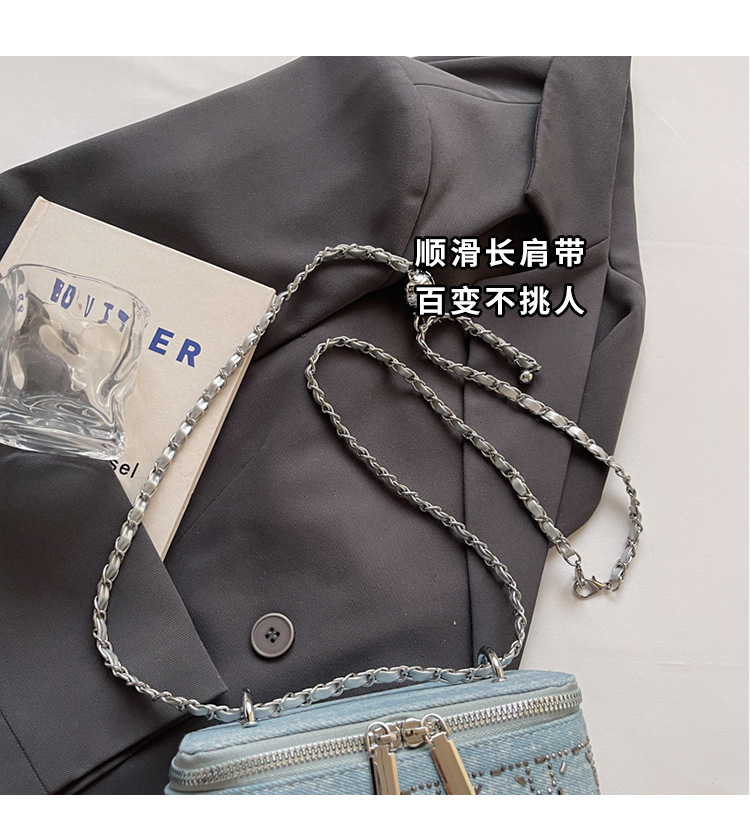 The diamond-shaped chain crossbody bag for women in the summer of 2025 features a fashionable and niche design. This year, the box bucket bag is in vogue Specification drawing
