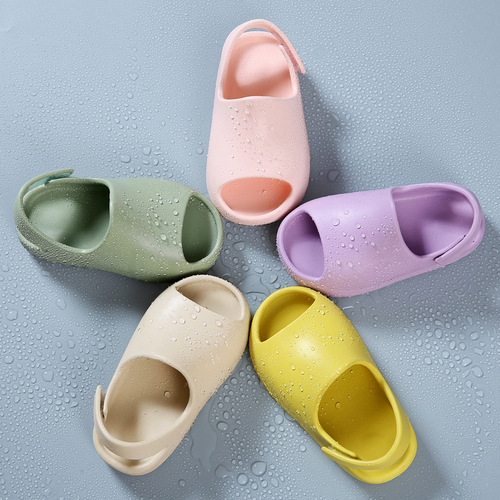 Factory wholesale children's sandals, slippers, children's and baby's bathing thick soles for men and women, home bathroom summer new style