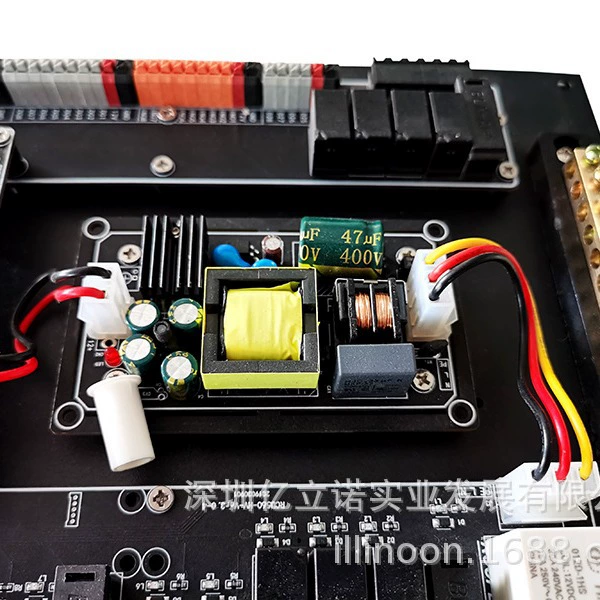Контрольный узел для гостевой комнаты RCU560-18