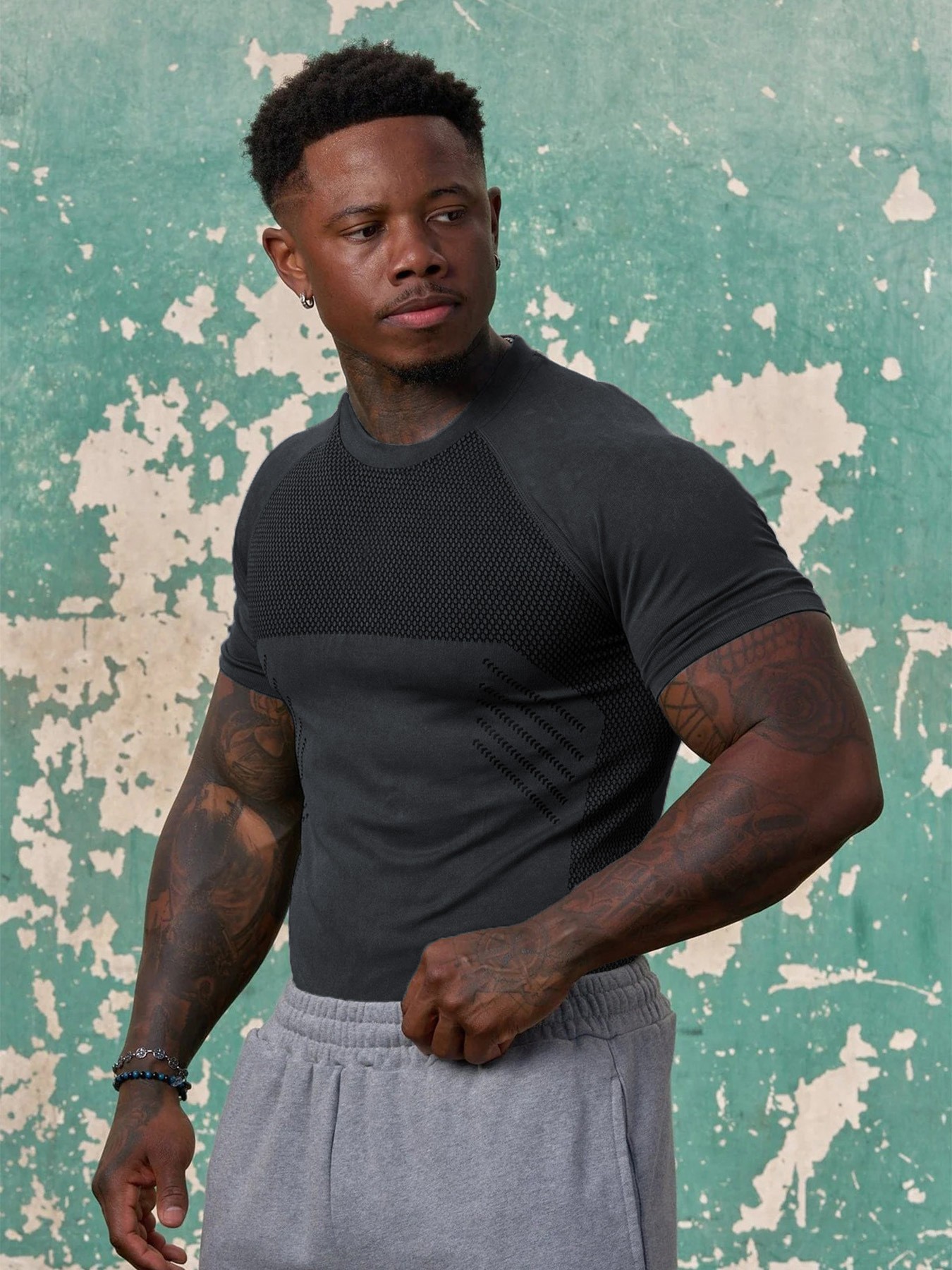 Men's Clothing Men's Fitness Sports T-Shirt Style Tight Fit Casual Short Sleeve Training Clothes For Formal & Casual_viptrois.com