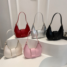 2025��ɫС�������Ƥ�����ļ��¿����������Іμ�Ҹ������Ů��