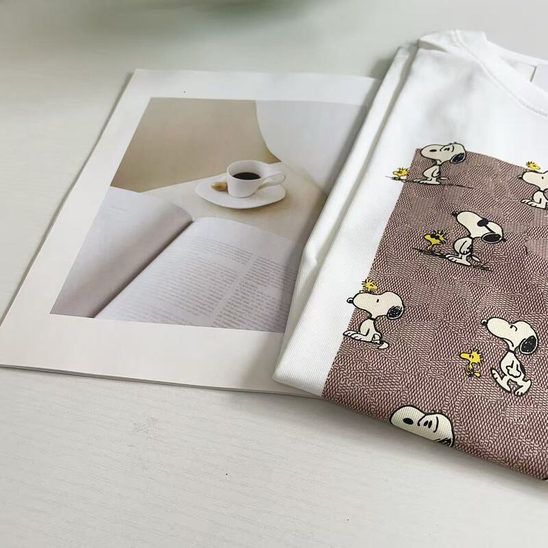 26 Spring/Summer New CH Koujia Square Print Multi-Row Snoopy Loose Casual Round Neck Short Sleeve T-Shirt Top 26 Spring/Summer New CH Koujia Square Print Multi-Row Snoopy Loose Casual Round Neck Short Sleeve T-Shirt Top