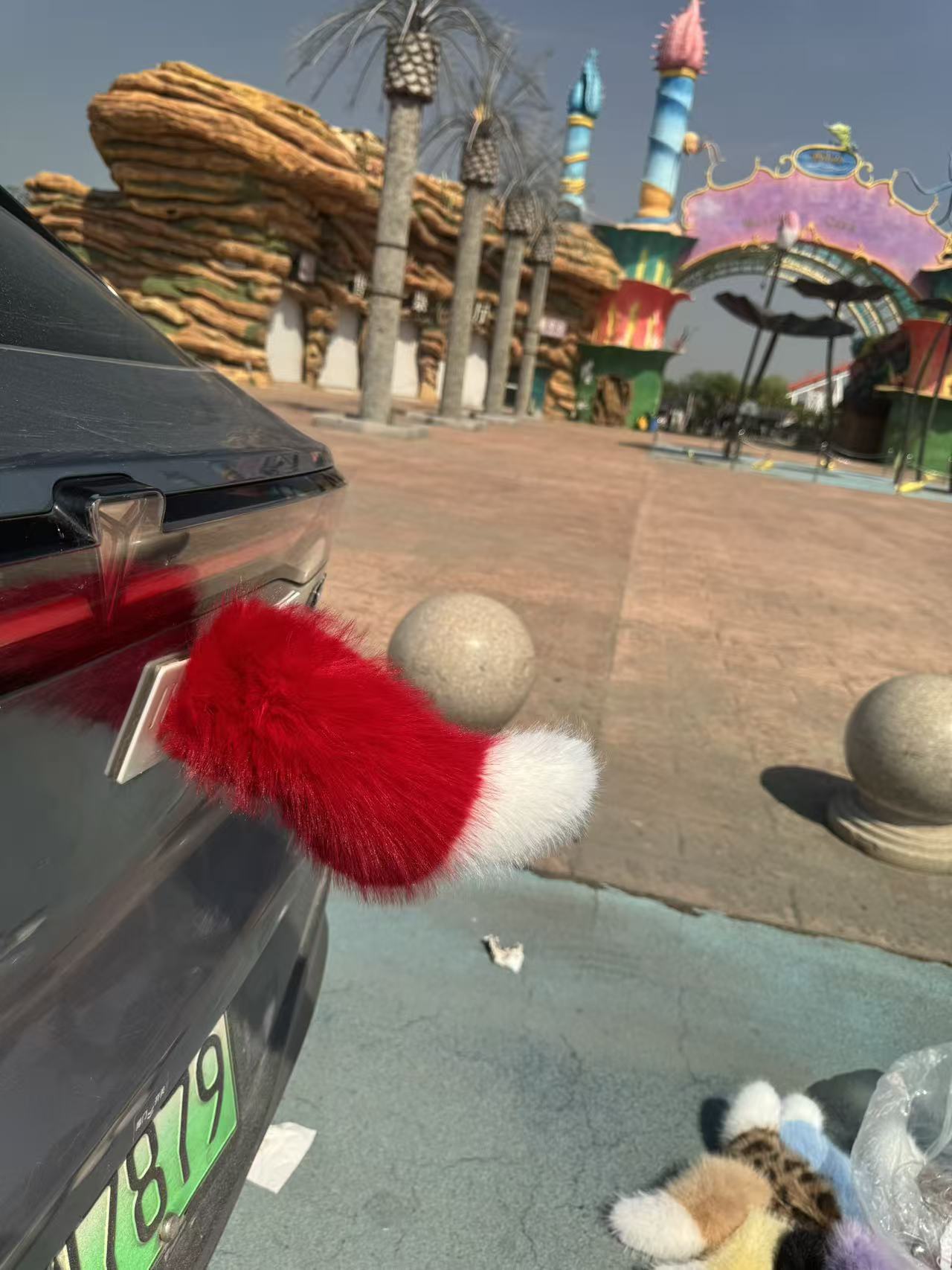 Electric tail car rear decoration, electric vehicle, electric tricycle, electric motorcycle, Q series parking space decoration, sound-controlled plush accessory