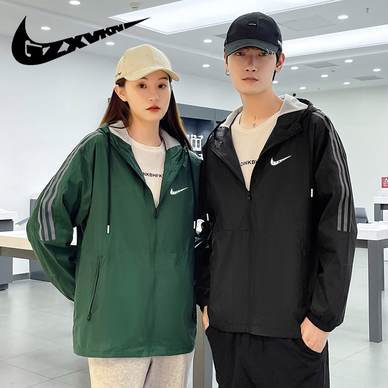 2024 Spring and Autumn New Three Stripes Hooded Outdoor Sports Jacket Men's Trendy Casual Thin Windbreaker Jacket Men