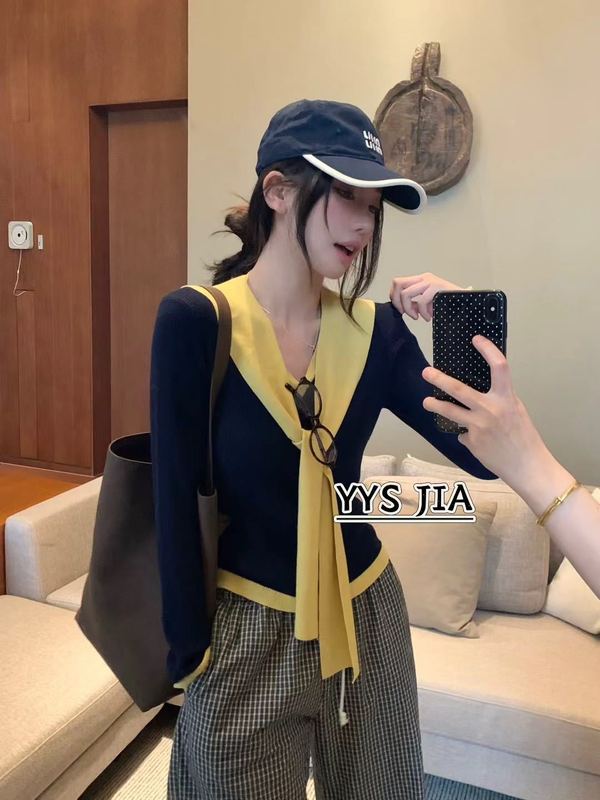 高级感撞色拼接V领针织衫女秋季新款叠穿外搭披肩长袖上衣两件套|undefined