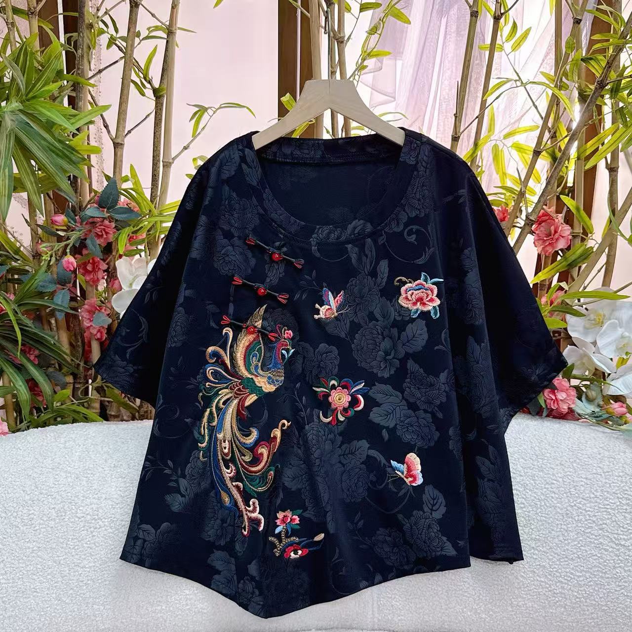 2026 Autumn Chinese Style Round Neck Jacquard Embroidery Loose Casual Irregular Versatile Top for New Chinese Women's Clothing