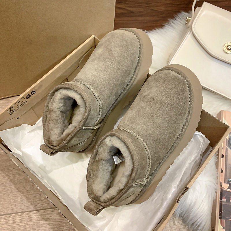 Show de amor ~ Botas de nieve para mujer, invierno 2024, nuevo estilo, plataforma de suela gruesa, piel, botas de lana cálidas