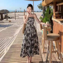 女装川岛水墨碎花抹胸吊带连衣裙女夏季新款收腰显瘦性感露背长裙
