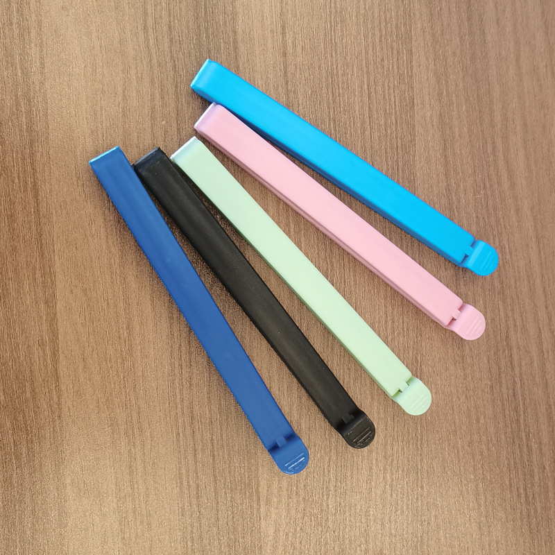 Fábrica Z venta directa de clips de sellado de té leche en polvo bocadillos de sellado de clips de cocina fresca artefacto de la humedad clips puede fijar logotipo