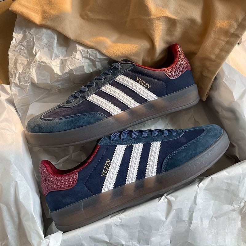 Blueberry-colored German training shoes for men and women, three-stripe American retro Forrest Gump shoes, 2026 new model, height-increasing casual versatile sneakers