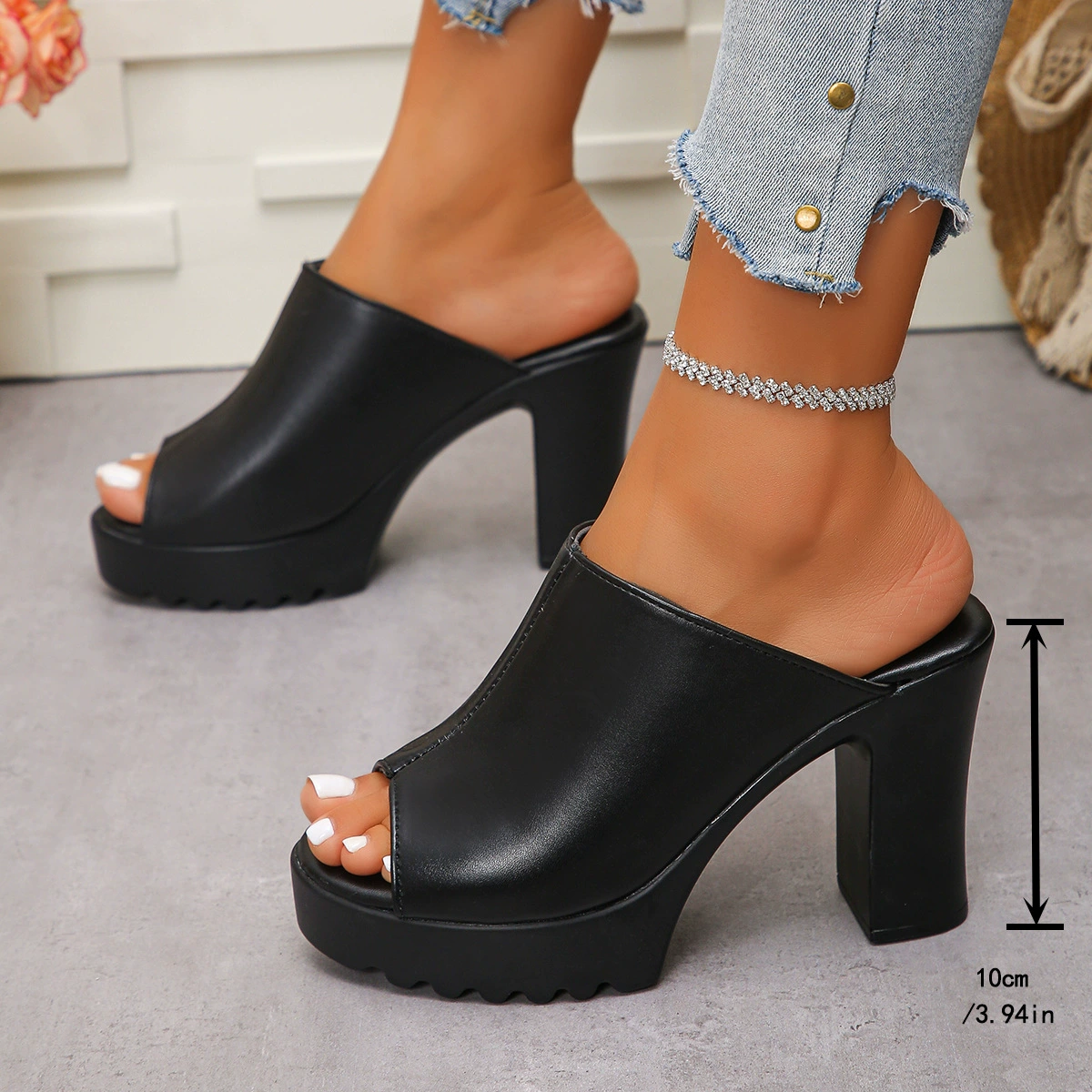 Летние стильные простые женские туфли на высоком каблуке с рыбьим ртом, водонепроницаемые сандалии на платформе и толстом каблуке черного цвета, подходящие к юбке, сандалии и тапочки