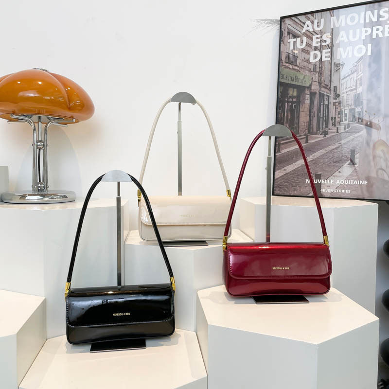 2025 여름 신상 여성 미니 숄더백 페이턴트 크로스백 심플 스퀘어백