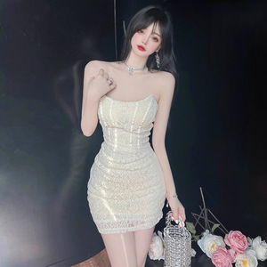 Spicy girl lace strapless backless slim fit dress with wrapped buttocks