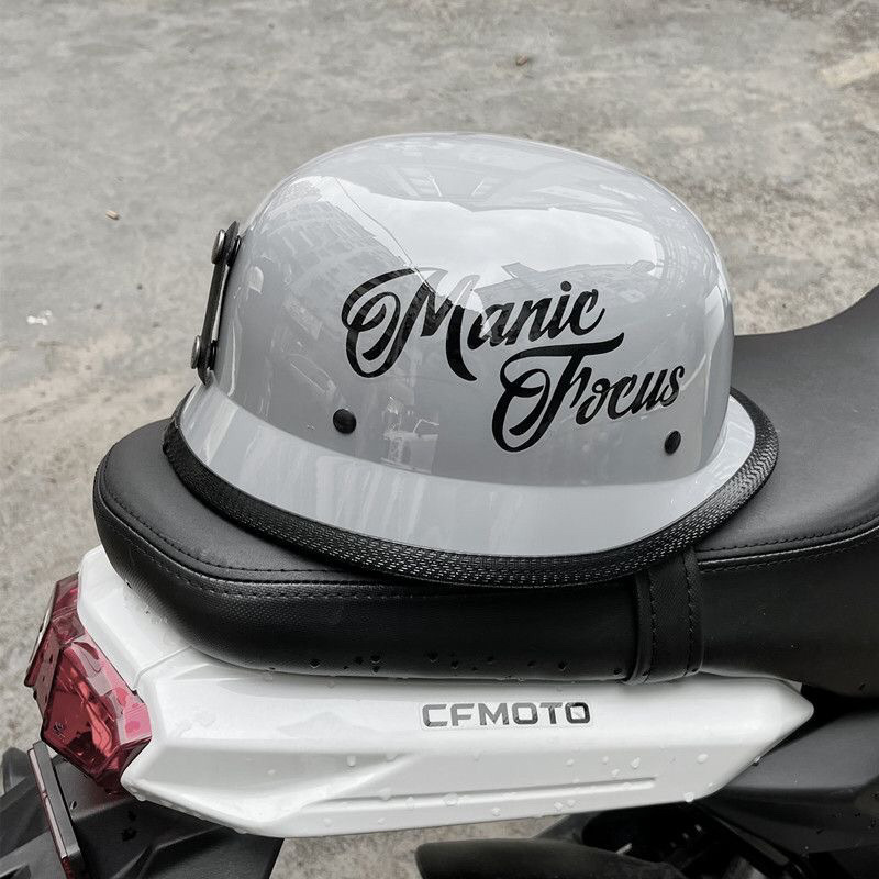 New National Standard 3C Certified Electric Vehicle Helmet German Retro Lightweight Summer Breathable Sunshade Electric Vehicle Safety Helmet