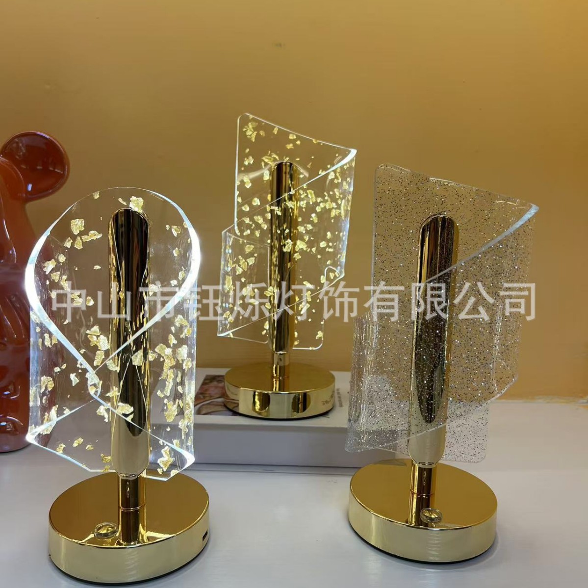 Suministro directo de fábrica estilo minimalista moderno red ins cama dormitorio cabecera acrílico tres colores atenuación luz nocturna creativa