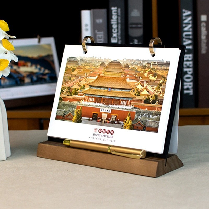 El nuevo calendario de escritorio del año de la serpiente en 2025 decoraciones de calendario de regalo corporativo muestra calendario de escritorio