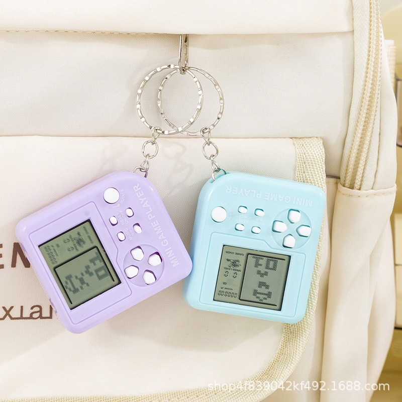 Mini consola de juegos de mano clásica nostálgica Tetris juguetes mochila colgante llavero transfronterizo
