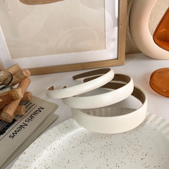 毛曉彤同款奶白色皮質發箍女港風復古法式2021新款高顱頂頭箍發捆