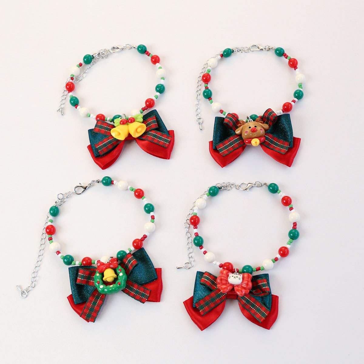 2026 mascotas collares de perlas metálicas de seda colgante de arco colgante de flores de Navidad gatos collares de perros