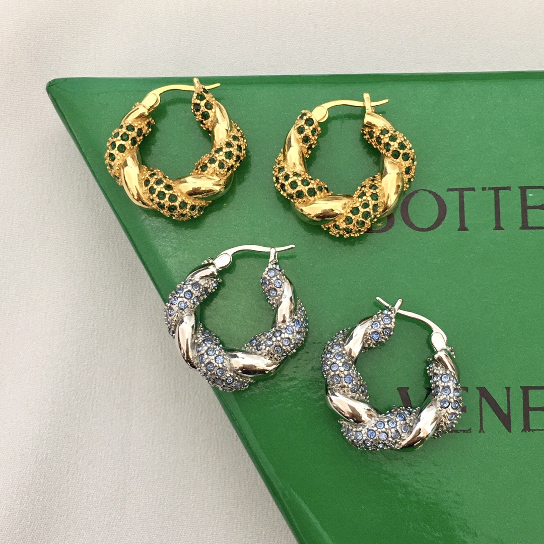 hmqViviiyNSAyin9WuaRt6t4HaNIYu4RM5dO