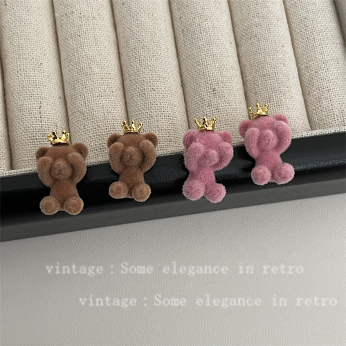 秋冬毛绒小熊系列耳钉项链戒指ins复古可爱皇冠卡通耳钉杨幂同款