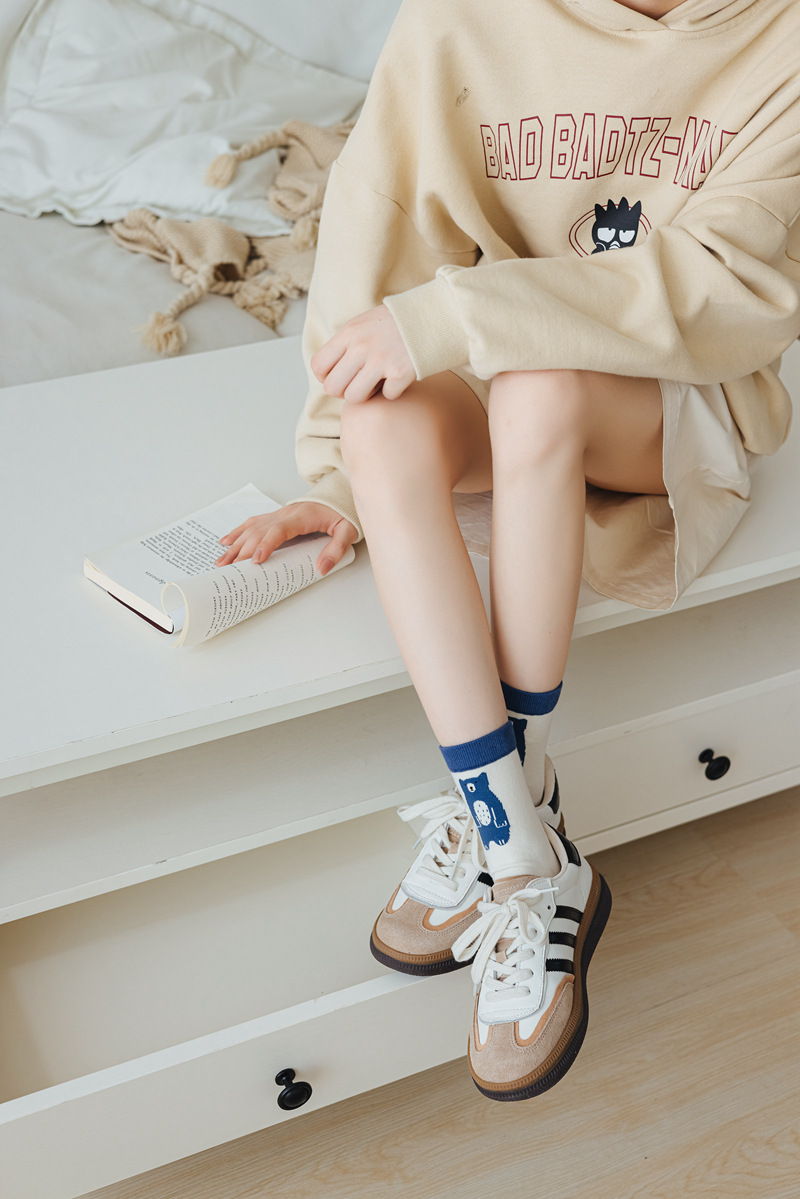 Frauen Herbst Und Winter Reine Baumwolle Fünf Finger Socken Gedruckt Split Toe Socken Vintage Bequeme Socken – Detail 21
