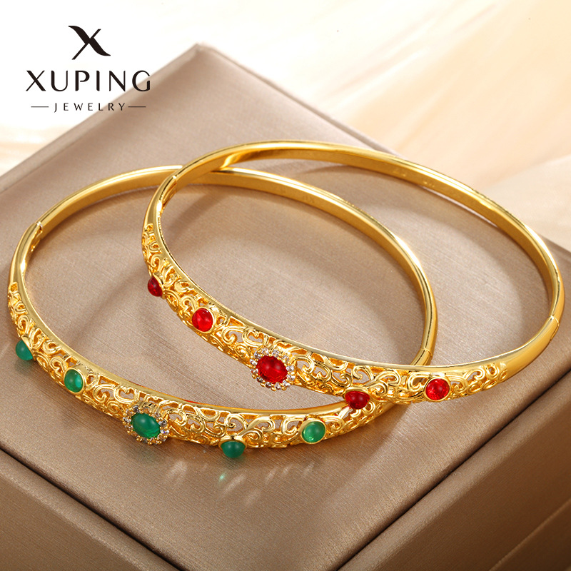 Xuping joyería corte estilo retro encaje hueco diseño al por mayor brazalete de personalidad temperamento de alto nivel mujer