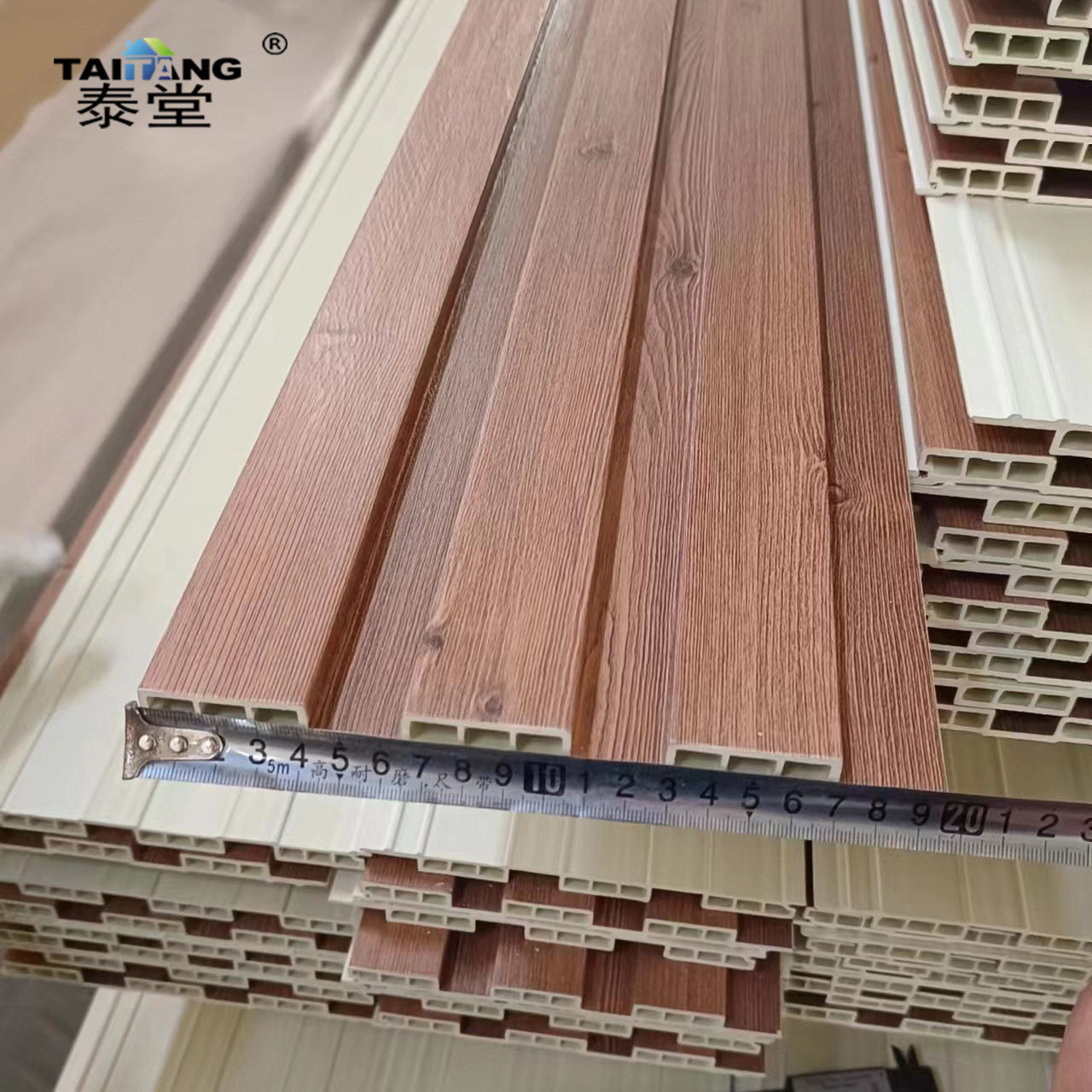 Rejilla de madera de plástico al aire libre, placa de la Gran Muralla, techo de madera ecológica, pared de fondo cóncavo y convexo, valla de patio, placa de pared, plástico de madera